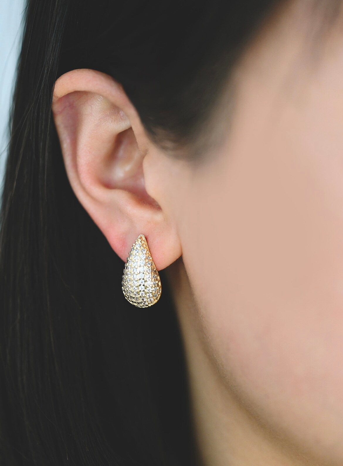 Teardrop rhinestone earrings